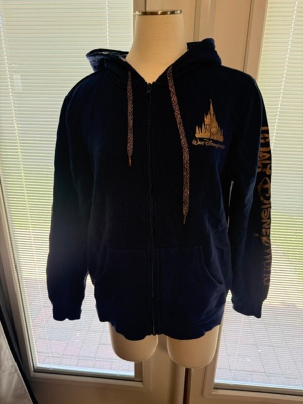 USED WALT DISNEY WORLD 50TH ANNIVERSARY ZIP UP ( SIZE XL )
